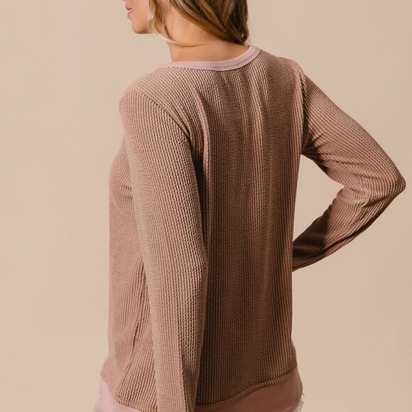 Blush Crew Neck - Picture 4 of 4